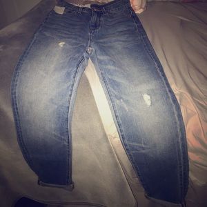 Urban Outfiter Mom Jeans (Never Worn)